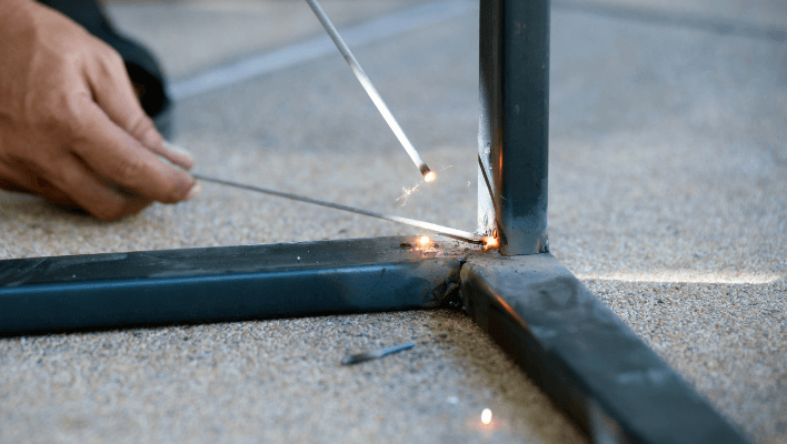 Join-welding-table-frame